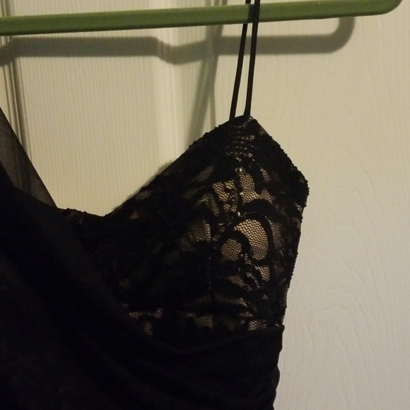 Dress - Picture 2 of 8